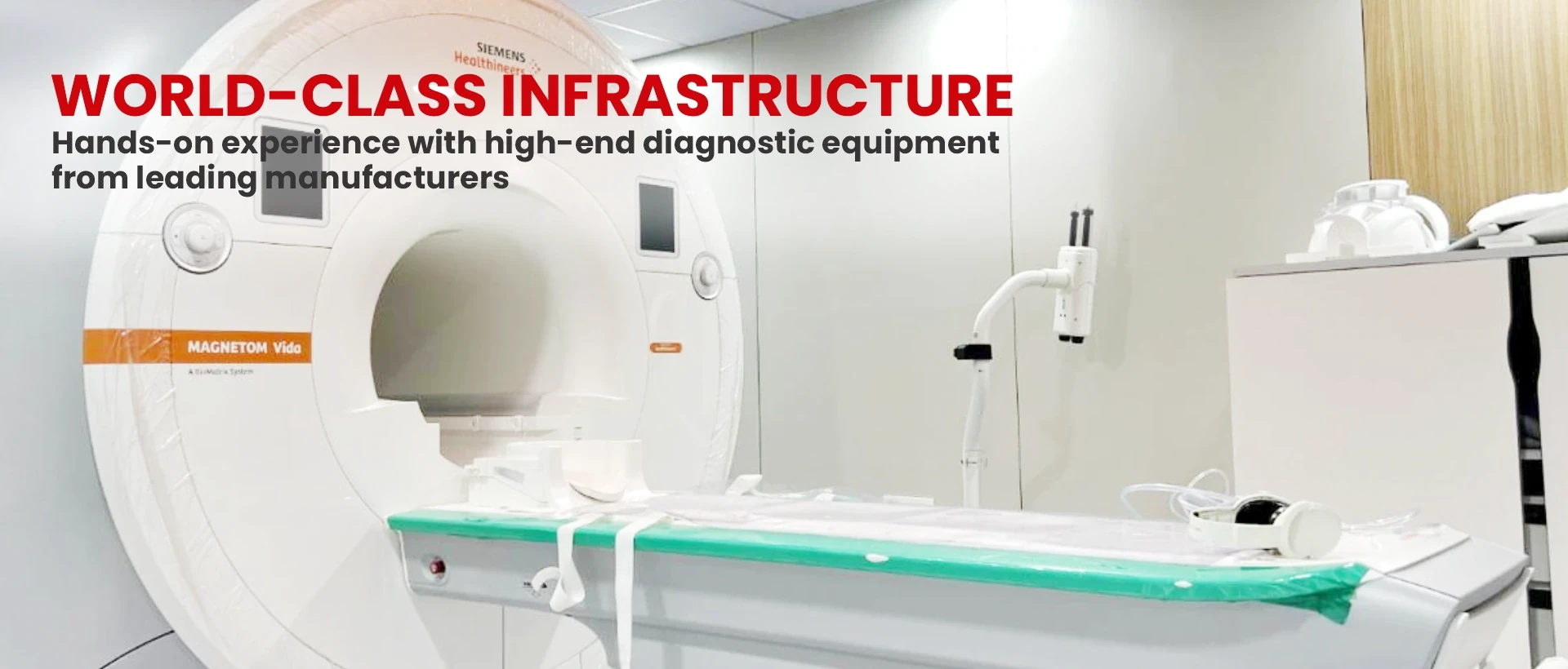 paramedical four Banner